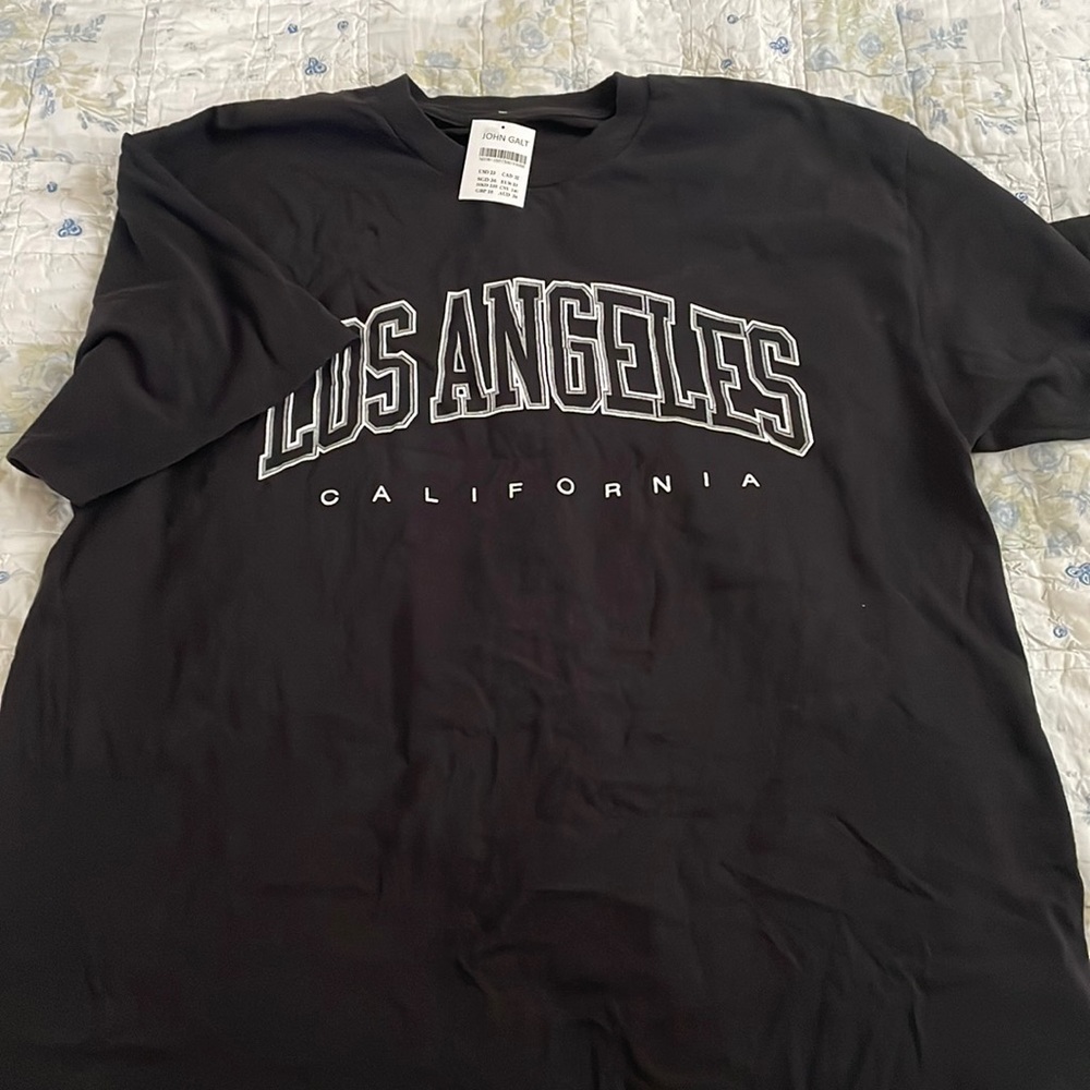 Brandy melville t shirt
